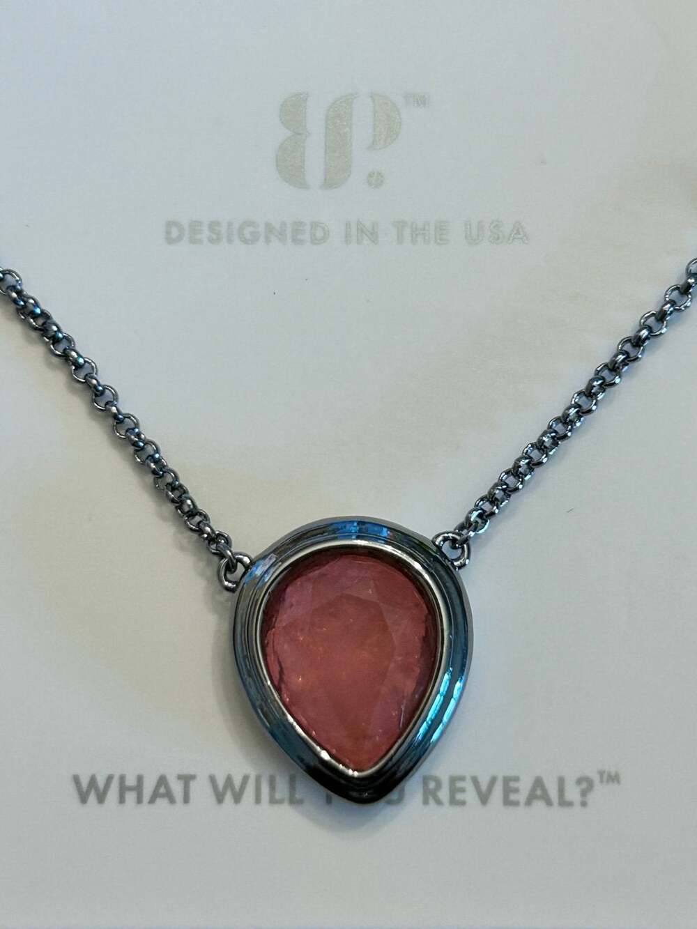 Bomb Party ~ Necklace a Pear to dream by